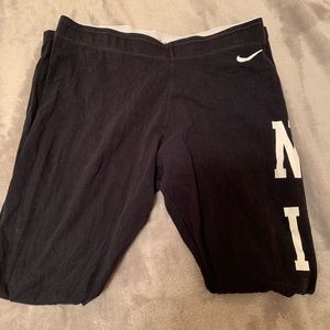 black nike leggings